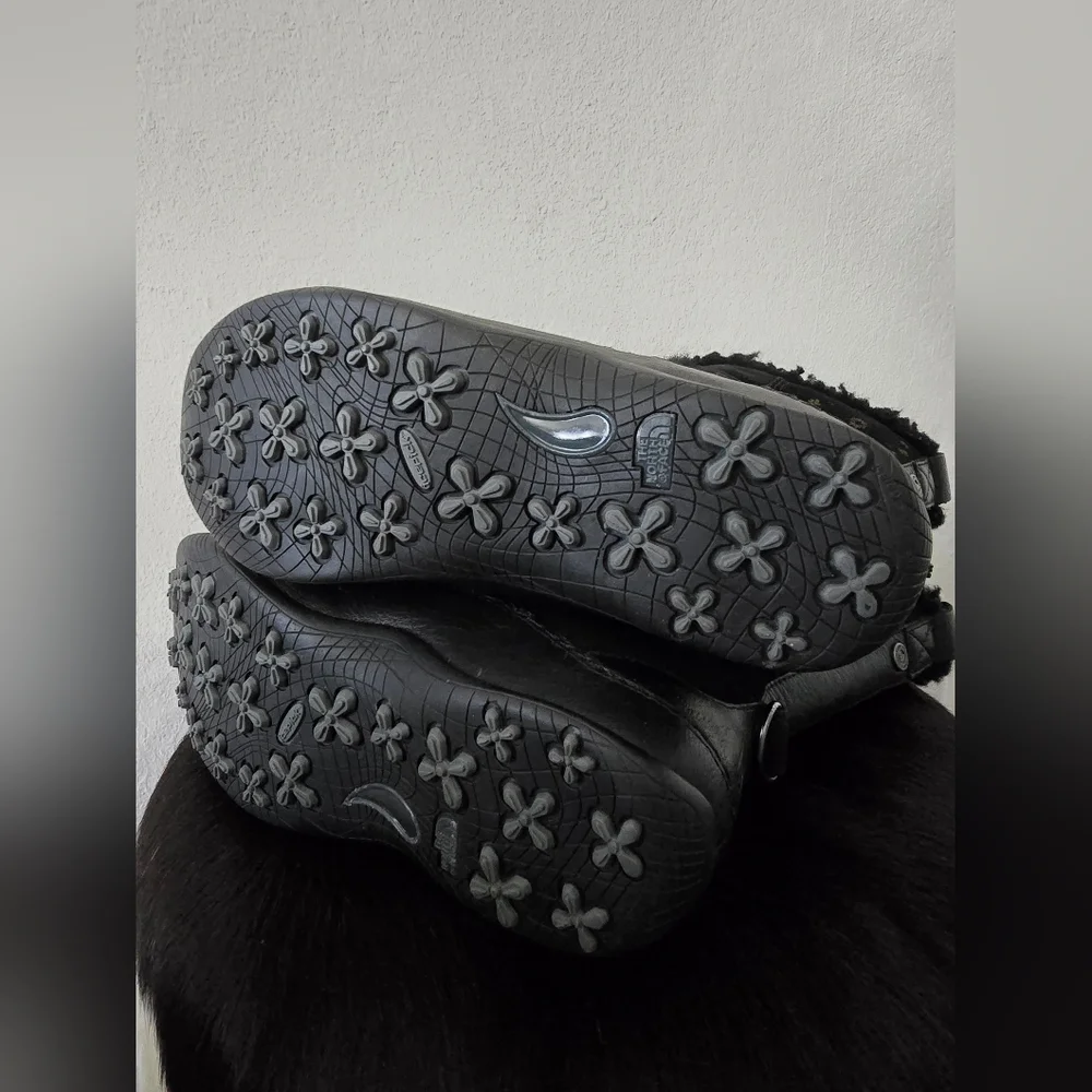 The North Face Abby III Waterproof Winter Snow Boots Black Women's Size 5